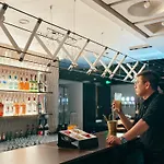 Beijing Tangfu Sanlitun Boutique Hotel---Breakfast, Restaurant And Bar, Close To Tian\'Anmen Square Forbidden City Temple Of Heaven, Laundry, Gym, Robot, Ticket Service, Located In City Center Metro Line 2, One Station To Airport Express
