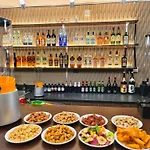 Beijing Tangfu Sanlitun Boutique Hotel---Breakfast, Restaurant And Bar, Close To Tian\'Anmen Square Forbidden City Temple Of Heaven, Laundry, Gym, Robot, Ticket Service, Located In City Center Metro Line 2, One Station To Airport Express