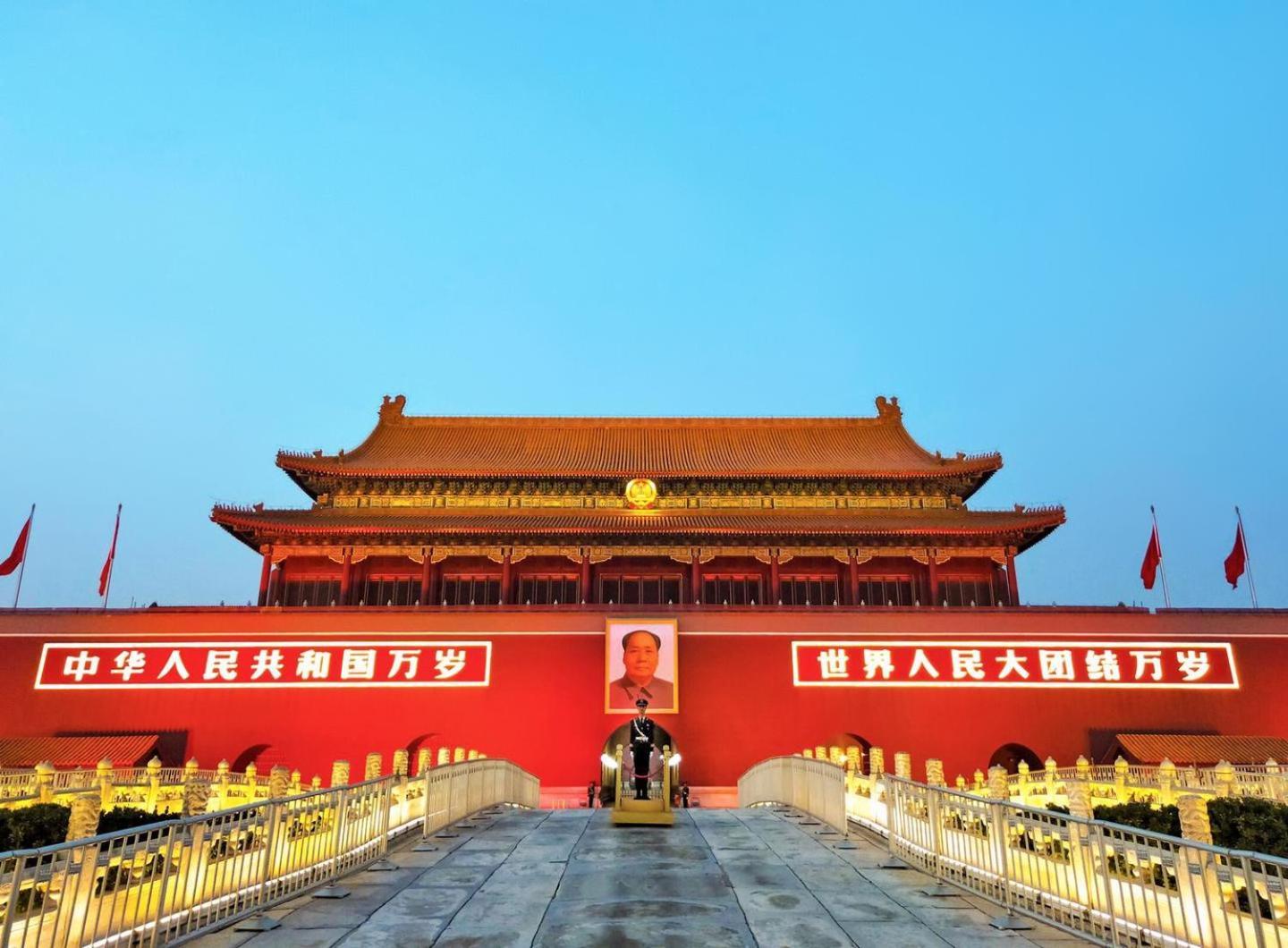 Tangfu Sanlitun Boutique Hotel---breakfast, Restaurant And Bar, Close To Tian'anmen Square Forbidden Temple Of Heaven, Laundry, Gym, Robot, Ticket Service, Located In Center Metro Line 2, One Station To Airport Express Hotel Beijing
