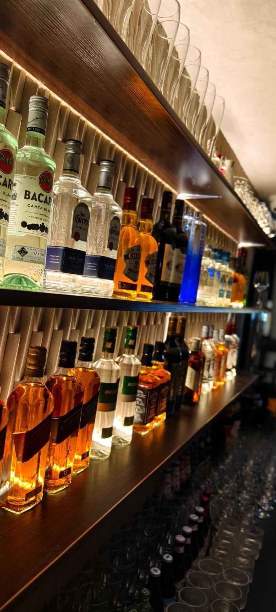 Tangfu Sanlitun Boutique Hotel---breakfast, Restaurant And Bar, Close To Tian'anmen Square Forbidden Temple Of Heaven, Laundry, Gym, Robot, Ticket Service, Located In Center Metro Line 2, One Station To Airport Express 4*