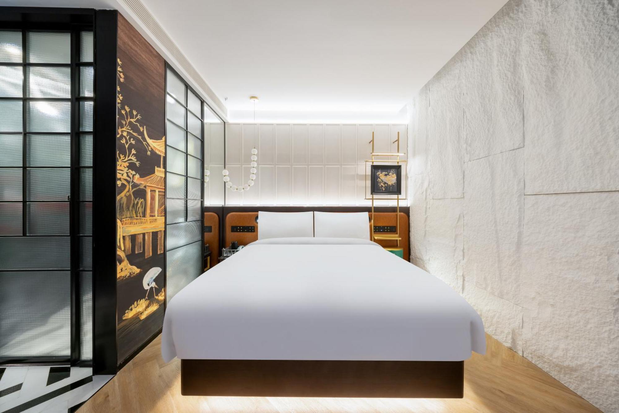 Tangfu Sanlitun Boutique Hotel---breakfast, Restaurant And Bar, Close To Tian'anmen Square Forbidden Temple Of Heaven, Laundry, Gym, Robot, Ticket Service, Located In Center Metro Line 2, One Station To Airport Express Hotel