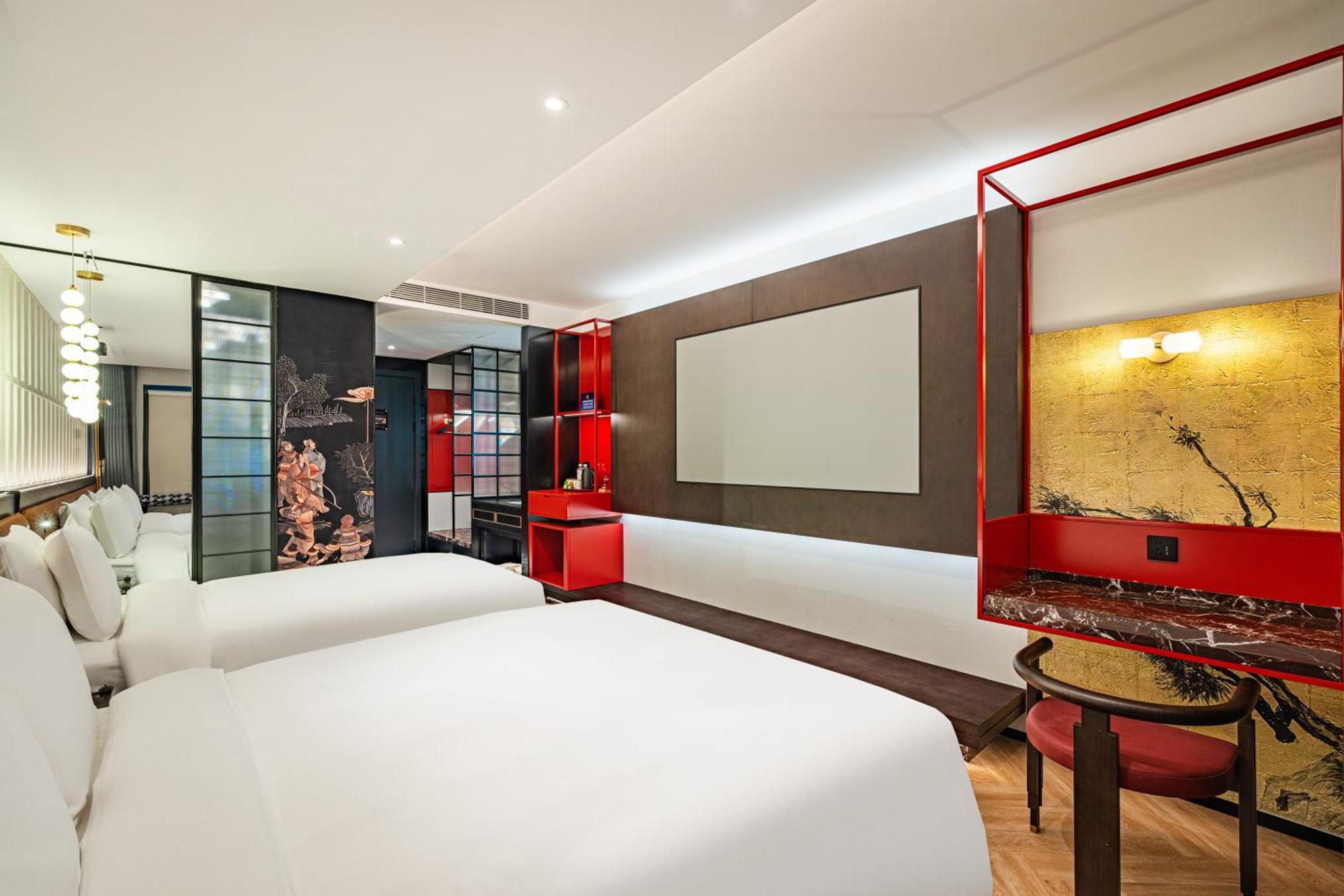 Tangfu Sanlitun Boutique Hotel---breakfast, Restaurant And Bar, Close To Tian'anmen Square Forbidden Temple Of Heaven, Laundry, Gym, Robot, Ticket Service, Located In Center Metro Line 2, One Station To Airport Express